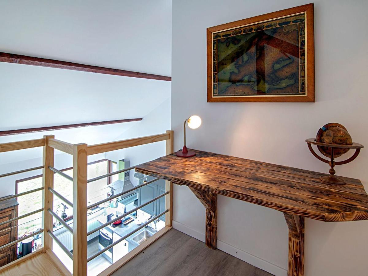 Beautiful And Spacious Holiday Home With P Tanque Court And Countryside Views Somme-Leuze Rum bild