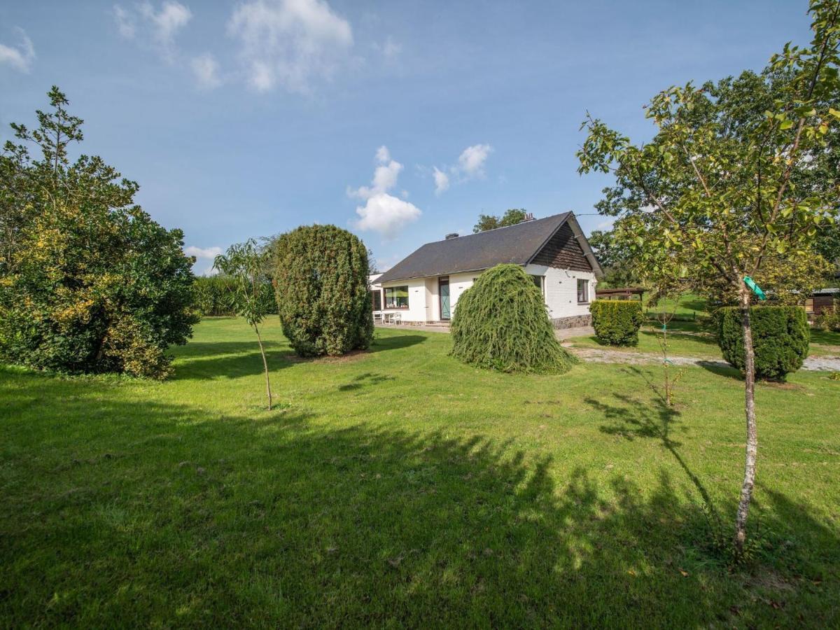 Beautiful And Spacious Holiday Home With P Tanque Court And Countryside Views Somme-Leuze Exteriör bild